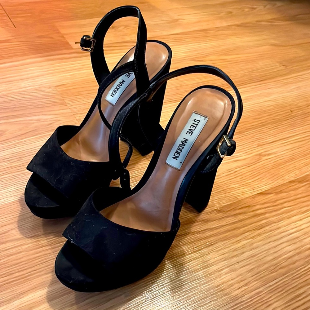 Steve Madden platform heel with ankle strap